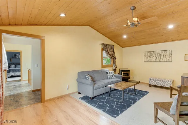 $2,795 | 3935 White Fir Way, Las Vegas, NV 89124