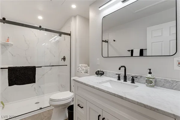 $2,745 | 3935 White Fir Way, Las Vegas, NV 89124