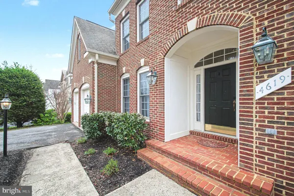 $3,999 | 4619 Beaufont Spring Court, Woodbridge, VA 22192