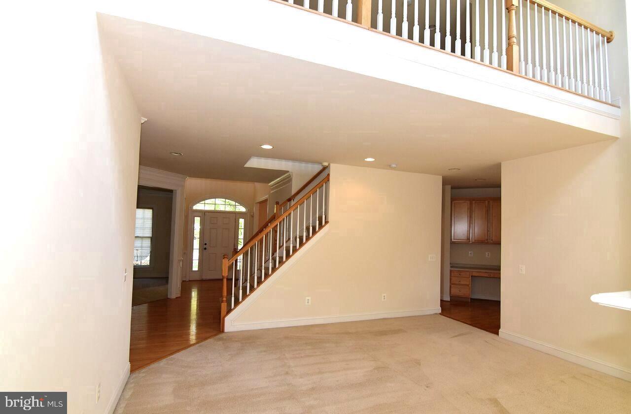 4619 Beaufont Spring Court Woodbridge, VA 22192 - Photo 10 of 42 a view of an entryway