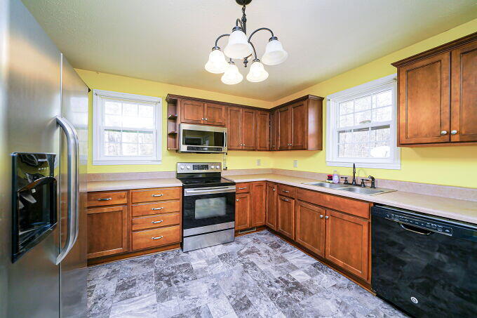 663 Gooseneck Road Aiken, SC 29805 - Photo 9 of 30 009-680x453-photo
