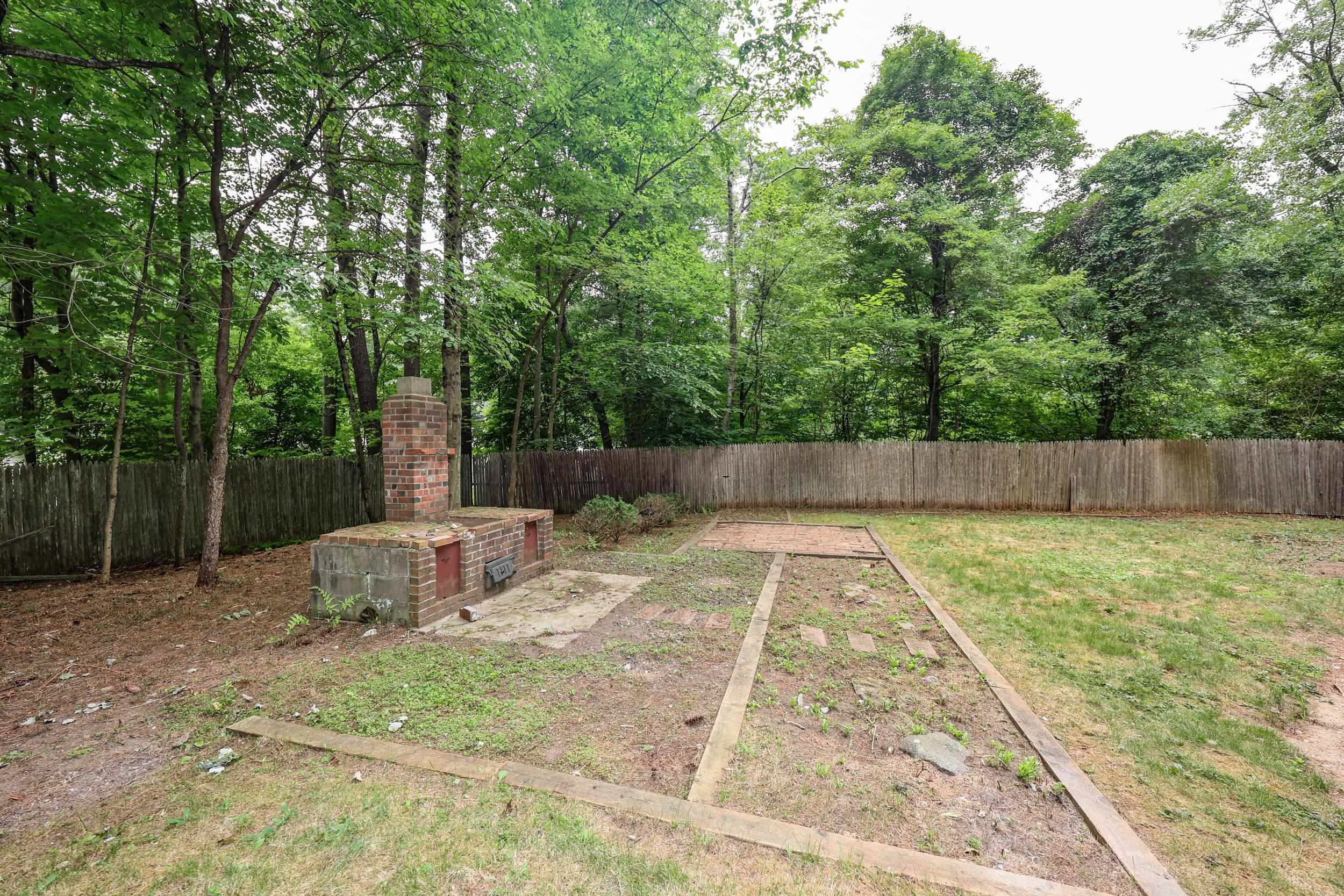 112 Gilson Road Nashua, NH 03062 - Photo 45 of 51