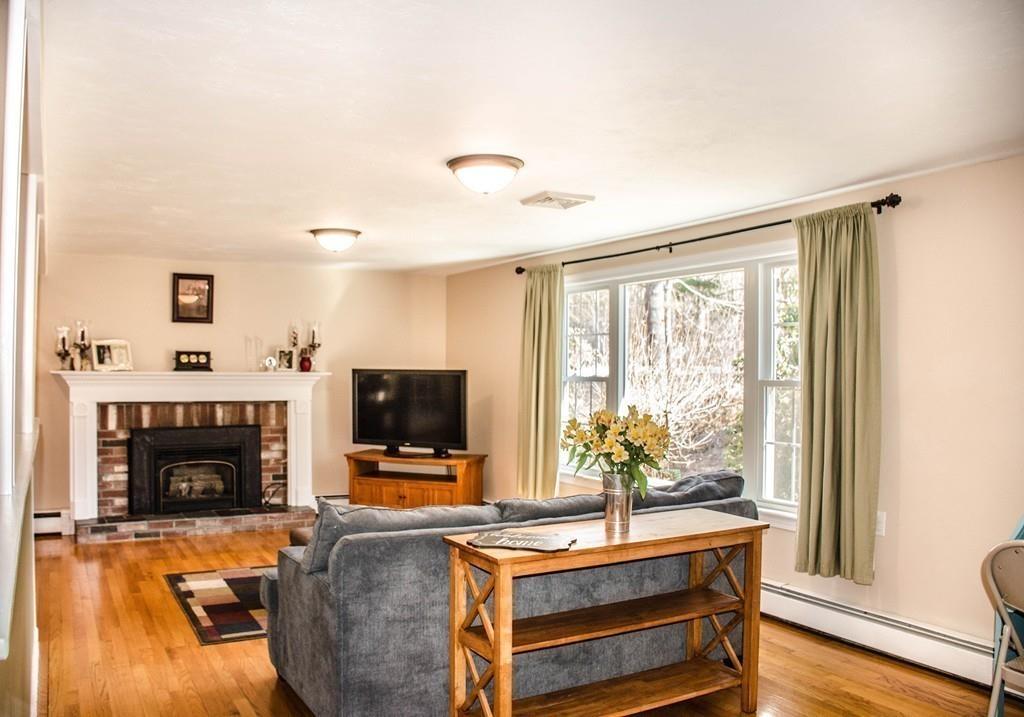 12 Lancaster Road Berlin, MA 01503 - Photo 14 of 41