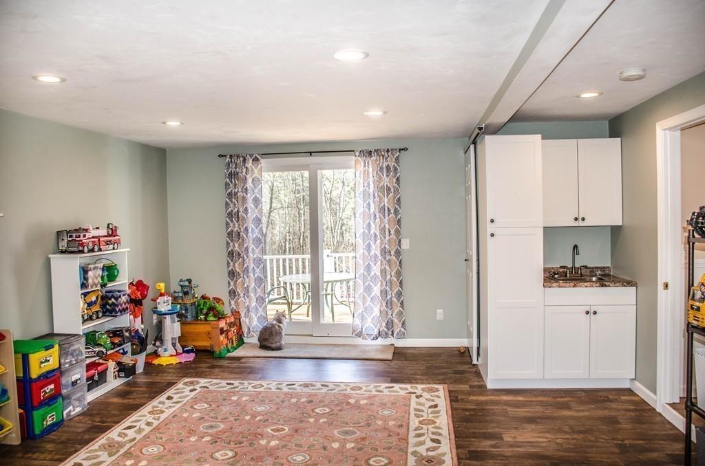 12 Lancaster Road Berlin, MA 01503 - Photo 18 of 41