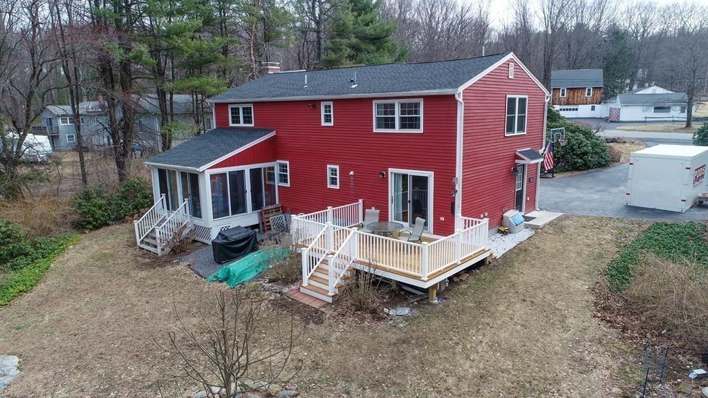 12 Lancaster Road Berlin, MA 01503 - Photo 4 of 41