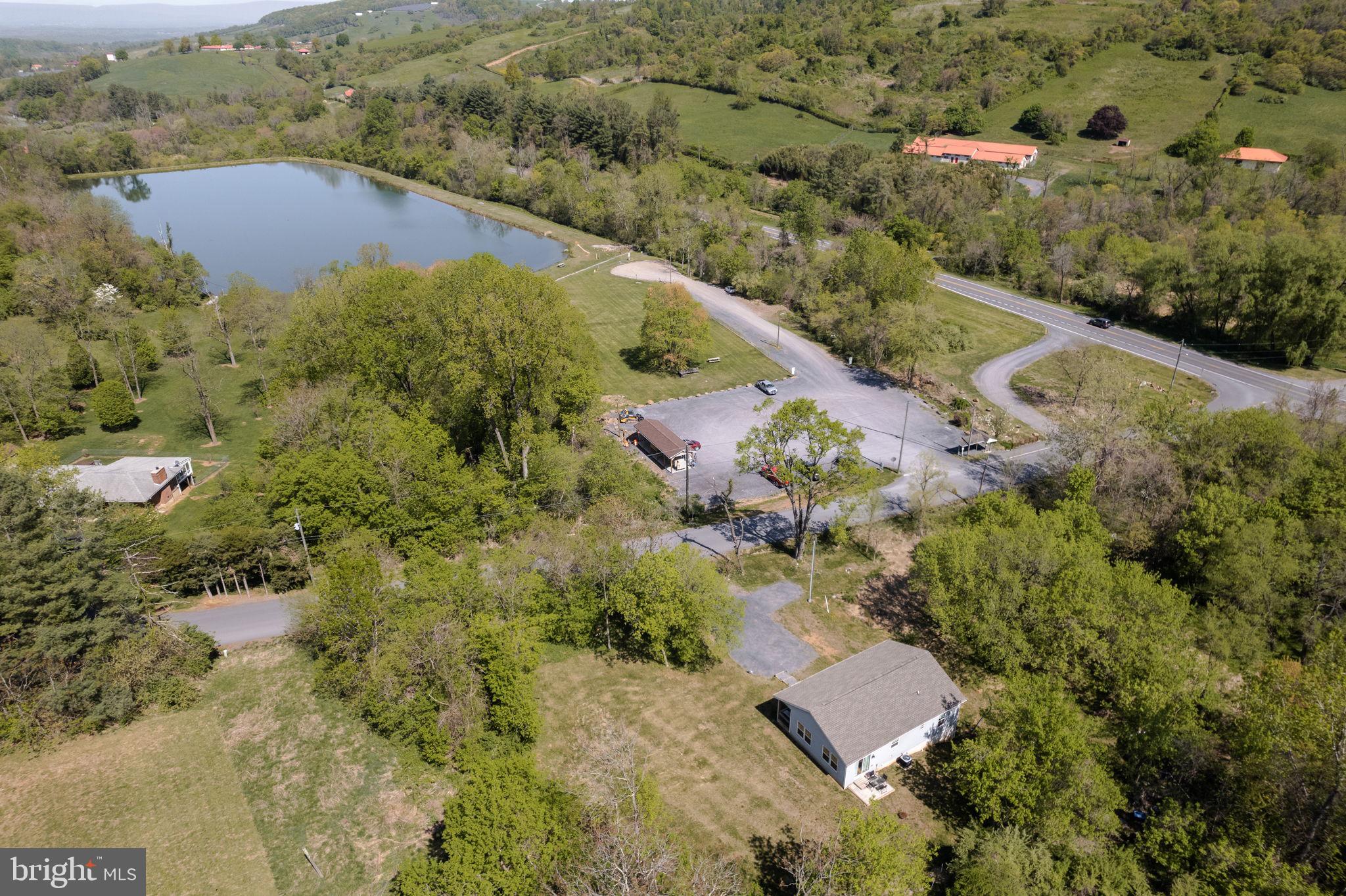 74 Lake Front Road Front Royal, VA 22630 - Photo 20 of 26 Gallery Image 20