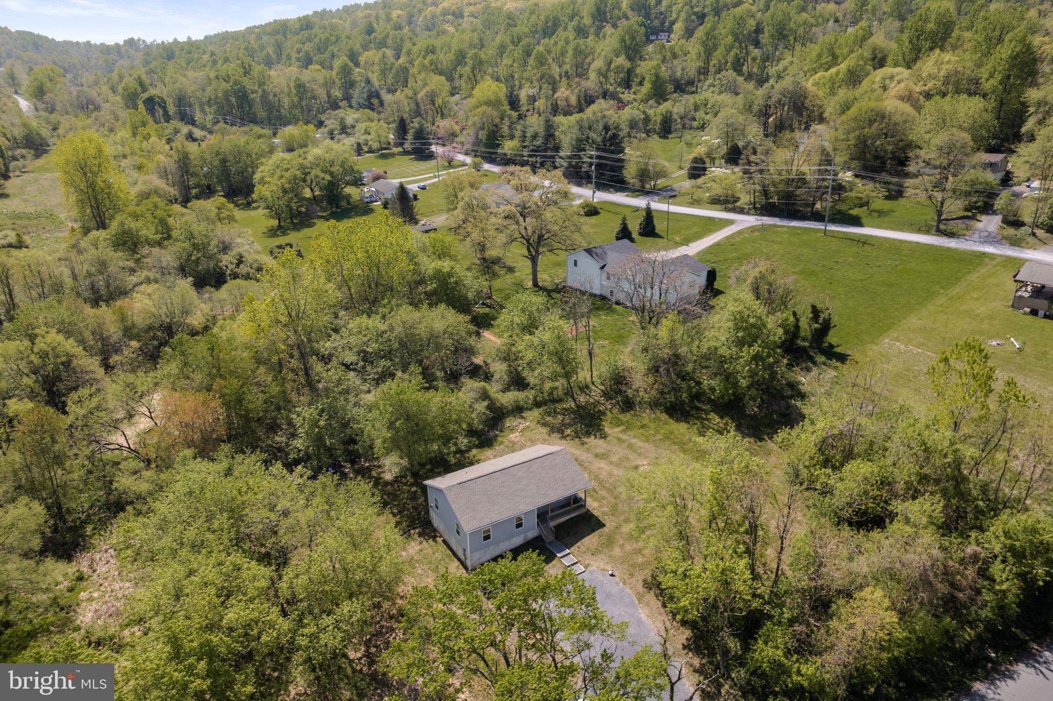 74 Lake Front Road Front Royal, VA 22630 - Photo 22 of 26 Gallery Image 22