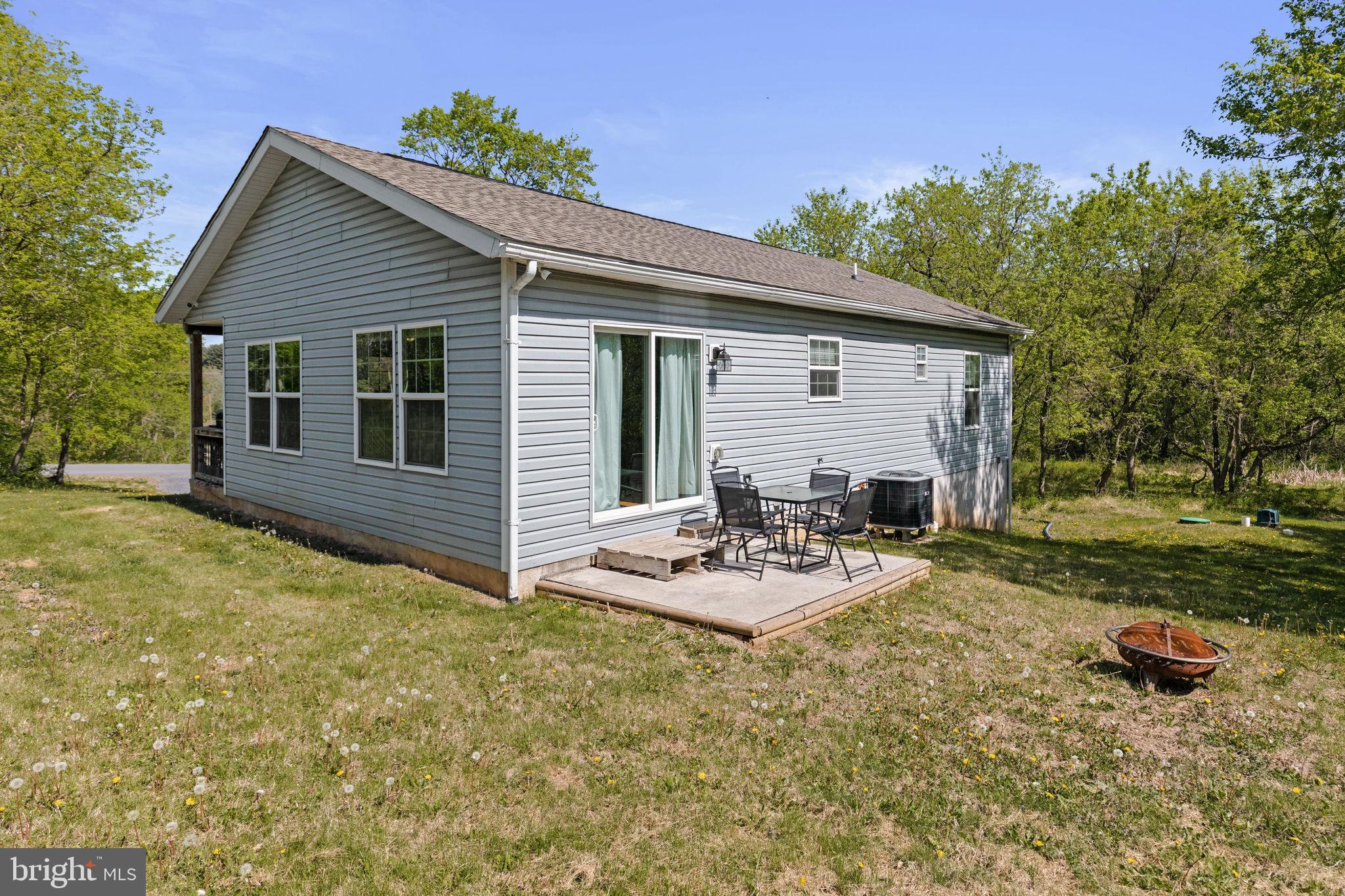 74 Lake Front Road Front Royal, VA 22630 - Photo 3 of 26 Gallery Image 3