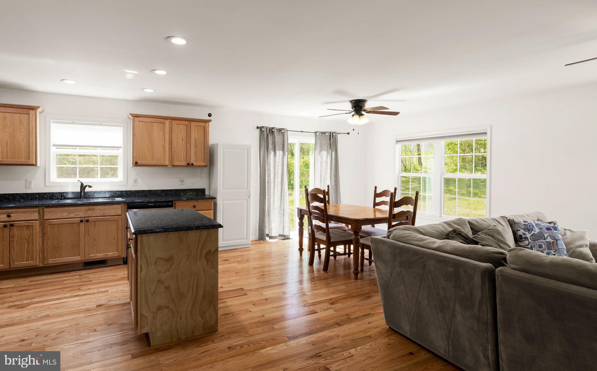 74 Lake Front Road Front Royal, VA 22630 - Photo 6 of 26 Gallery Image 6