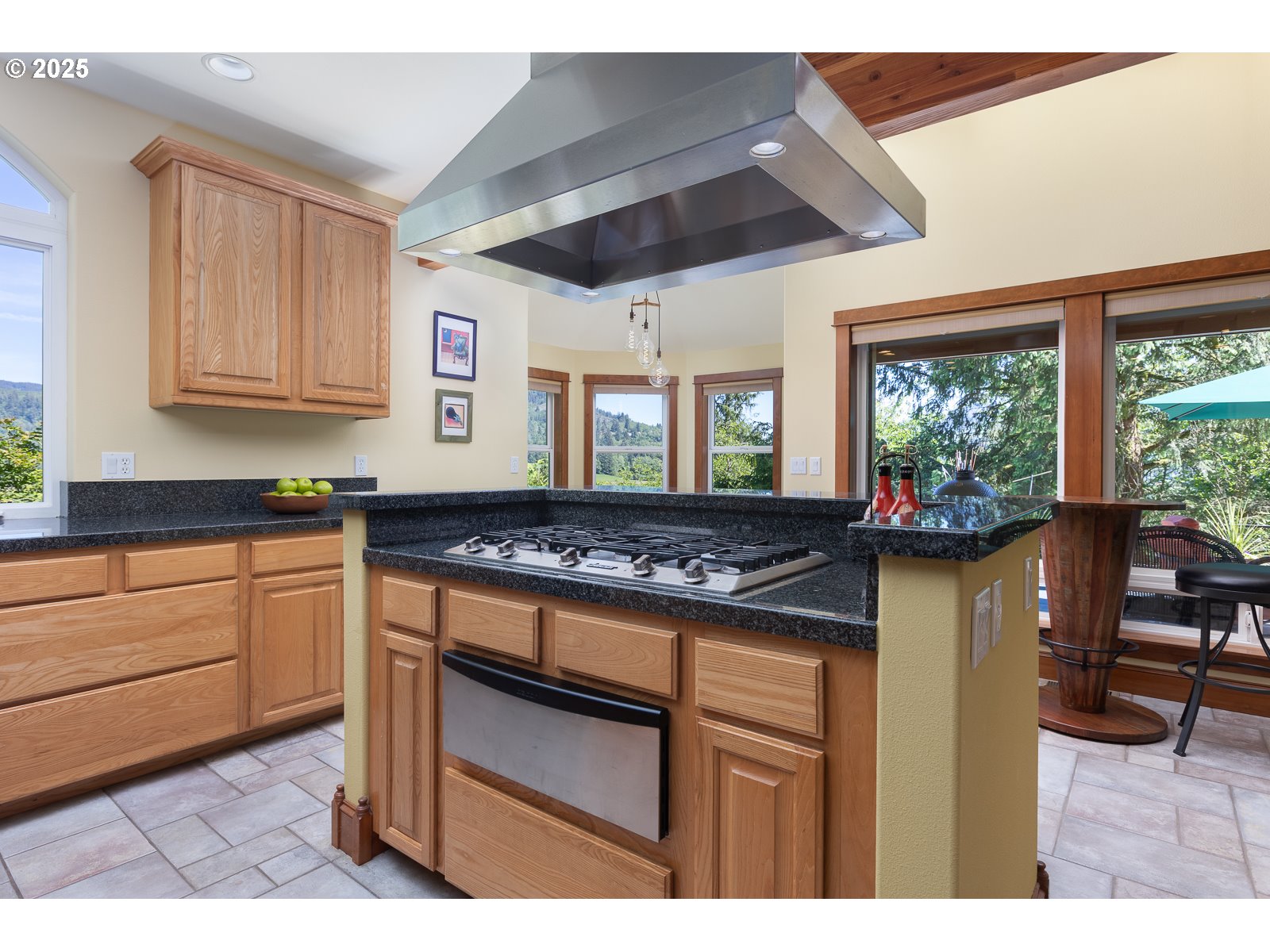 15570 Condor Road Cloverdale, OR 97112 - Photo 9 of 48