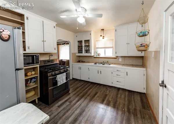 $207,000 | 2035 Pine Street, Pueblo, CO 81004