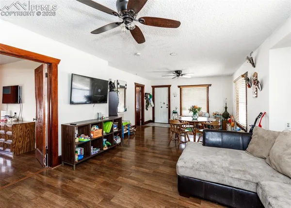 $207,000 | 2035 Pine Street, Pueblo, CO 81004