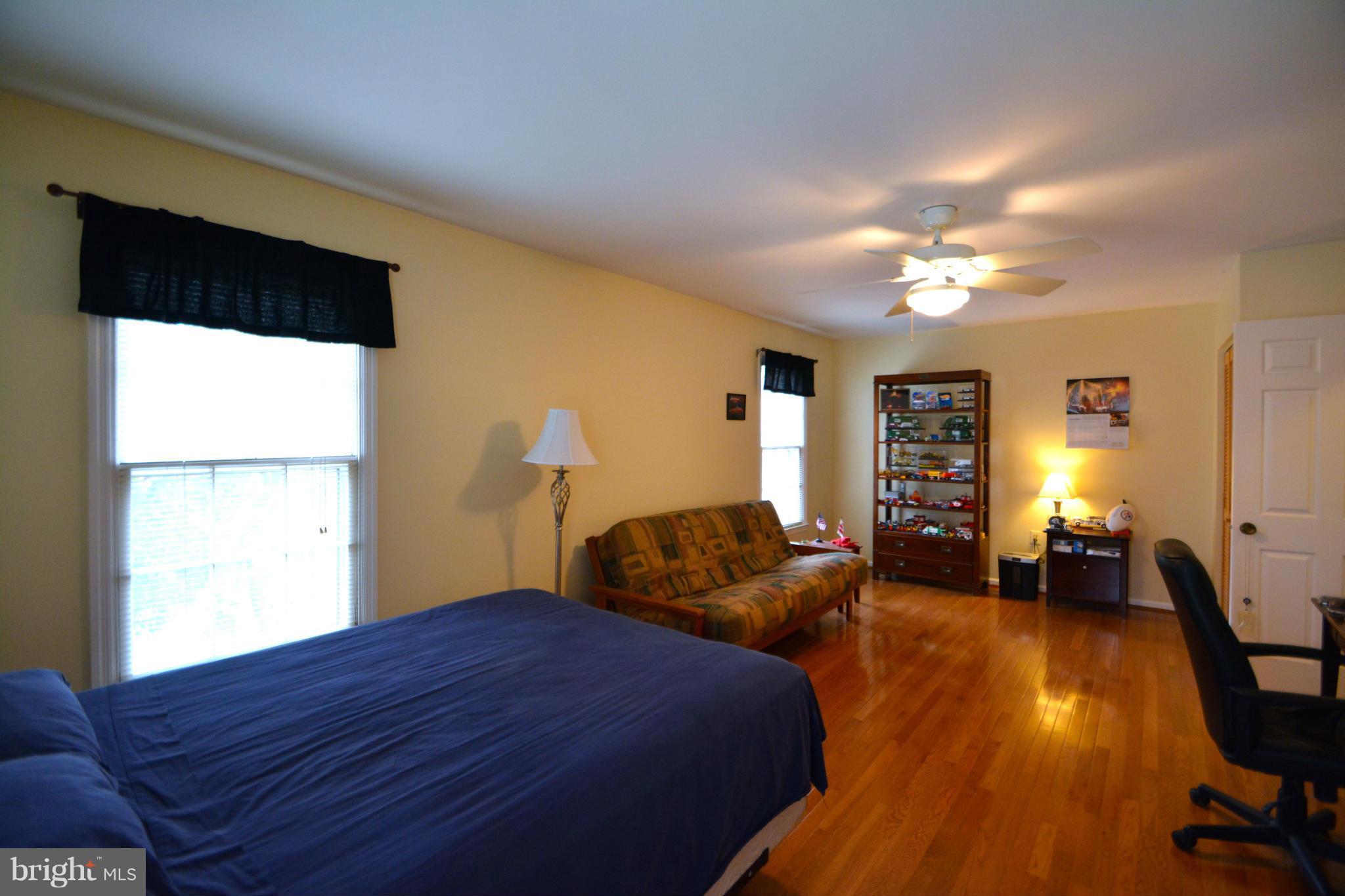 5664 Ridge View Drive Alexandria, VA 22310 - Photo 8 of 12 Bedroom