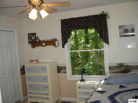 5726 Hunt Road Adrian, MI 49221 - Photo 14 of 25 20358663-13.JPG