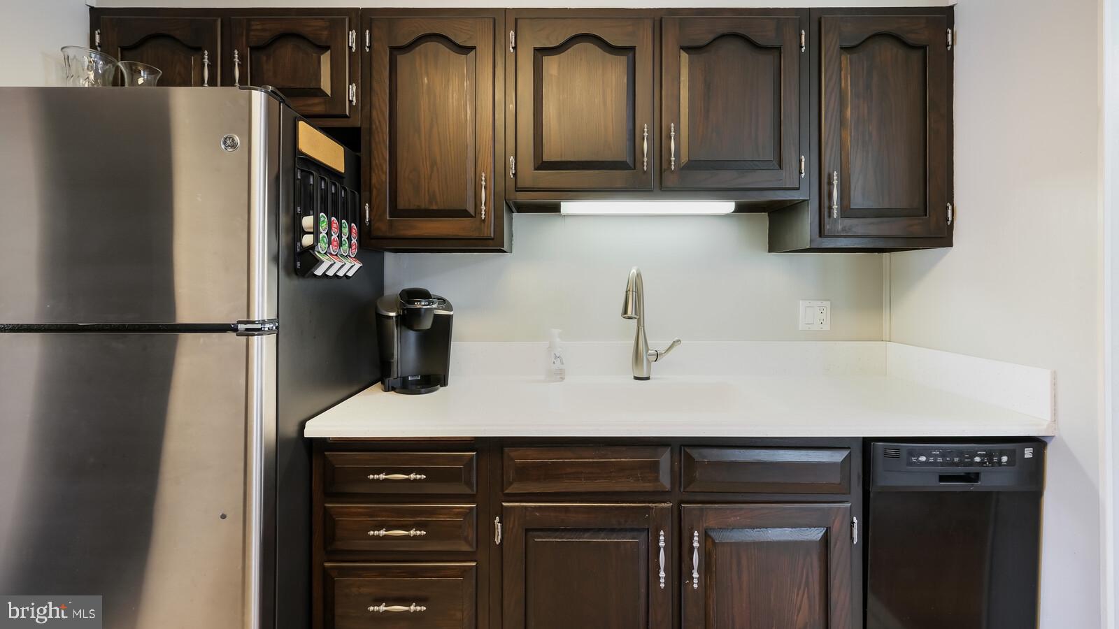 267 Yorkshire Road Fairless Hills, PA 19030 - Photo 10 of 25 Gallery Image 10