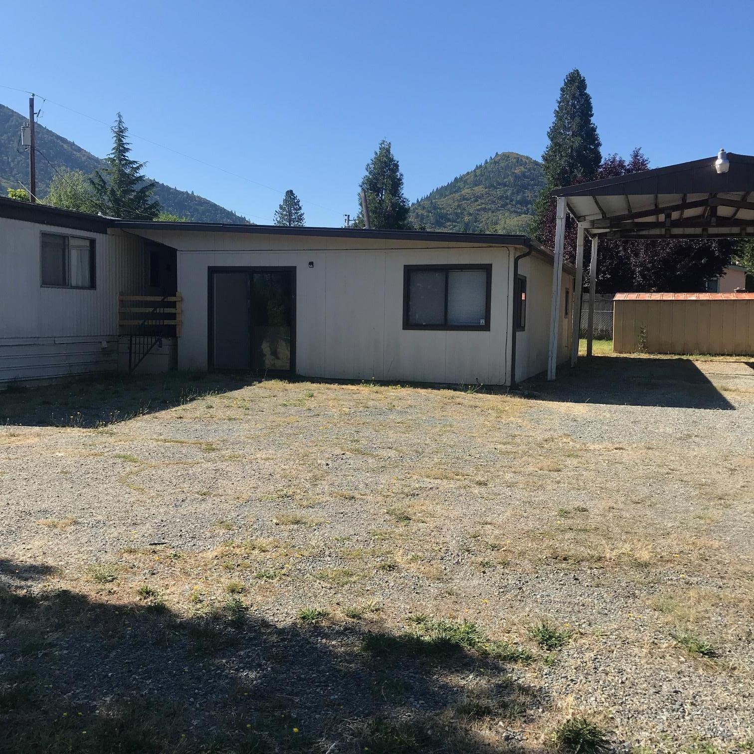 237 Walker Road Grants Pass, OR 97527 - Photo 21 of 24 IMG_4312 (1)