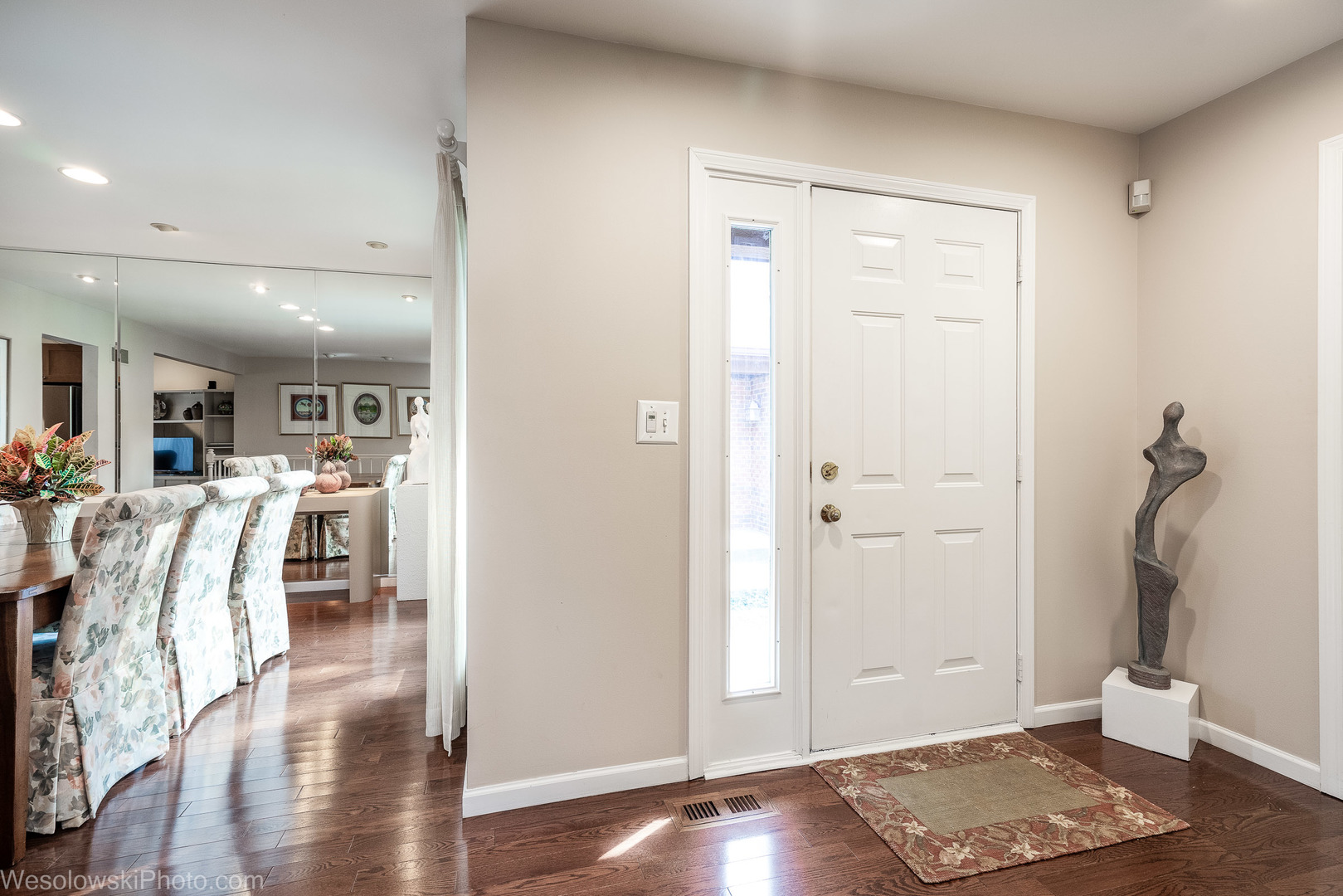 1703 Koehling Road Northbrook, IL 60062 - Photo 10 of 37 Gallery Image 10
