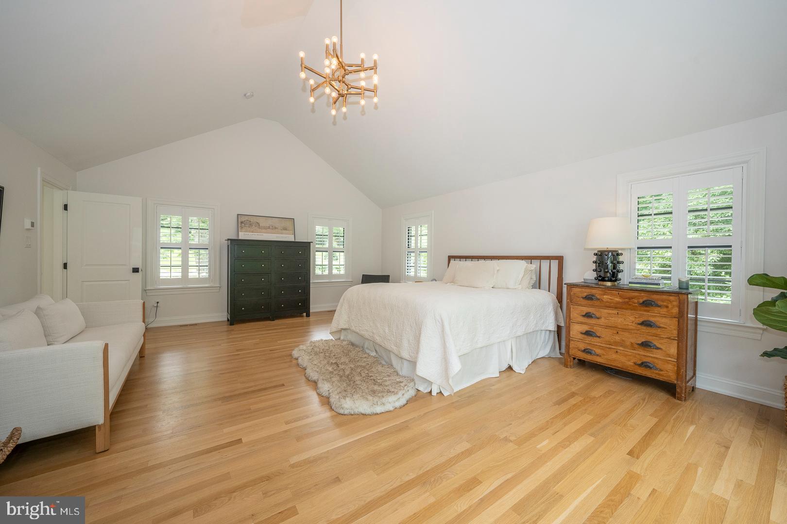 161 Hunters Lane Devon, PA 19333 - Photo 37 of 86 Grand Primary Bedroom Suite