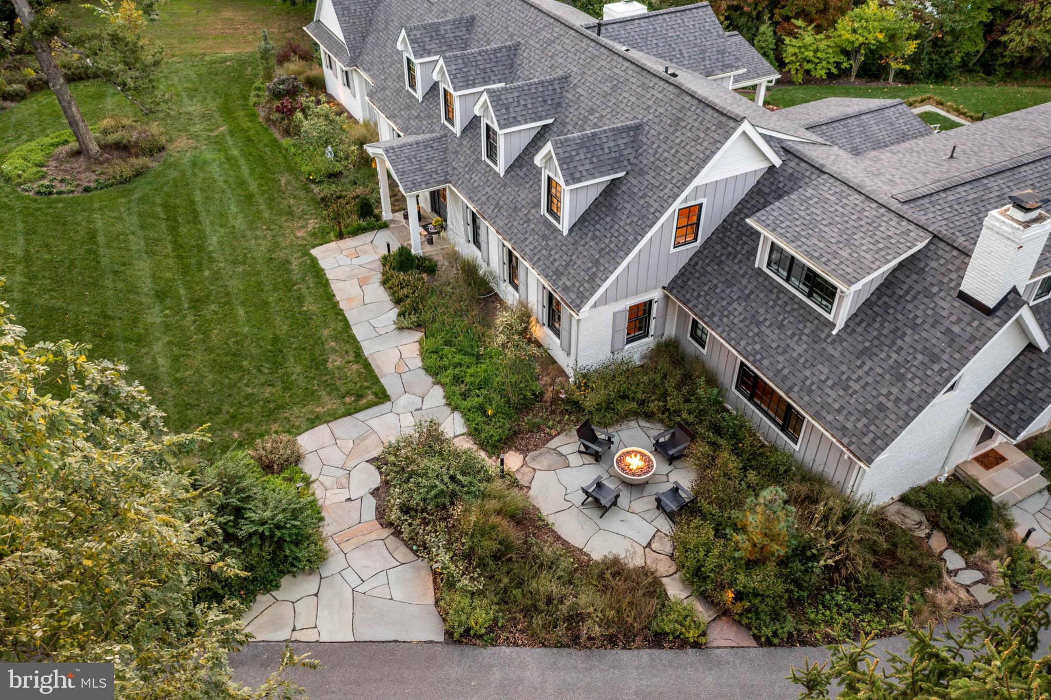 161 Hunters Lane Devon, PA 19333 - Photo 6 of 86 Firepit in Front