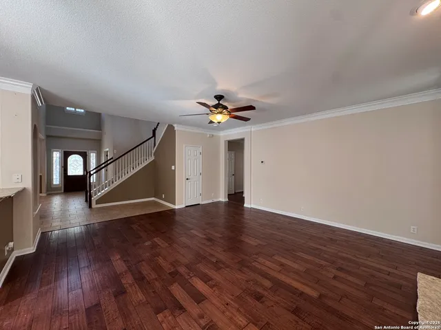 $2,900 | 310 Waxberry Trail, San Antonio, TX 78256