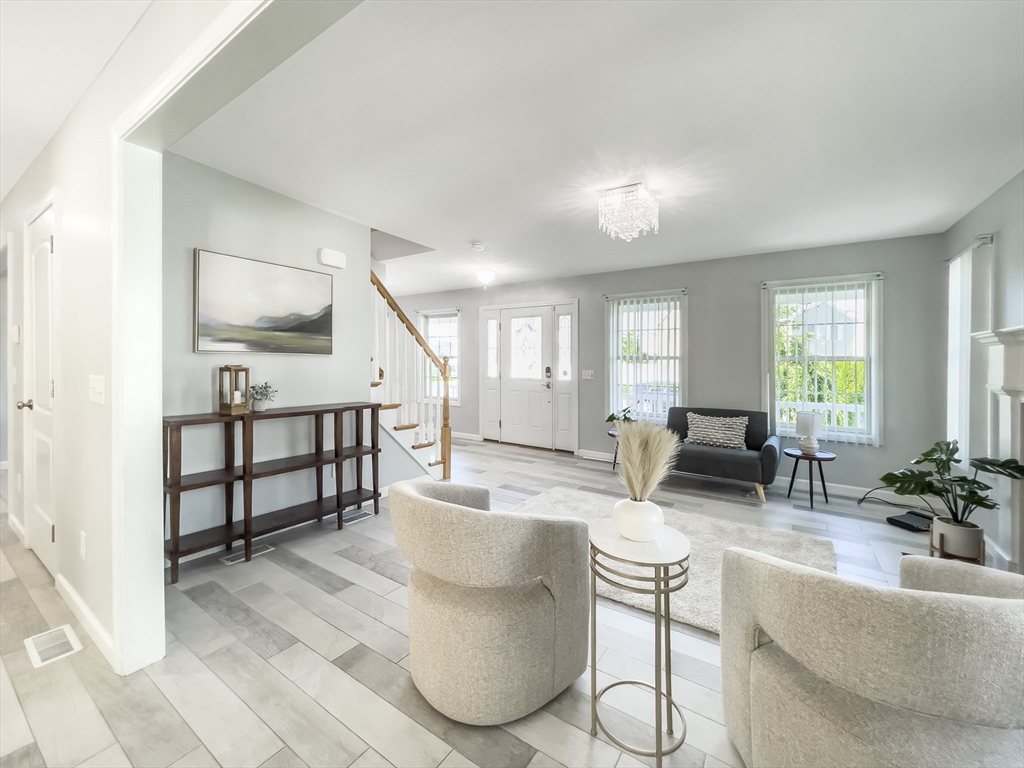 210 Naismith Street Springfield, MA 01104 - Photo 18 of 38
