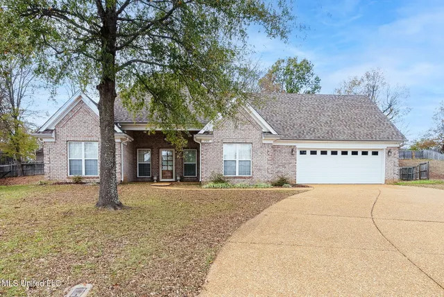 $349,900 | 729 Mossy Oaks Cove, Hernando, MS 38632