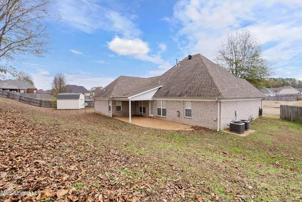 $339,900 | 729 Mossy Oaks Cove, Hernando, MS 38632