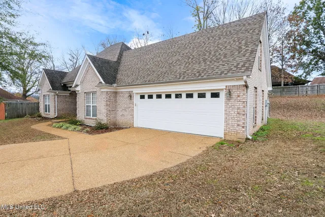 $349,900 | 729 Mossy Oaks Cove, Hernando, MS 38632