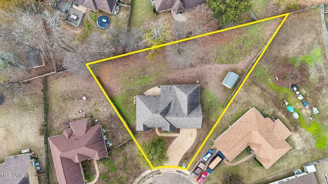 $349,900 | 729 Mossy Oaks Cove, Hernando, MS 38632