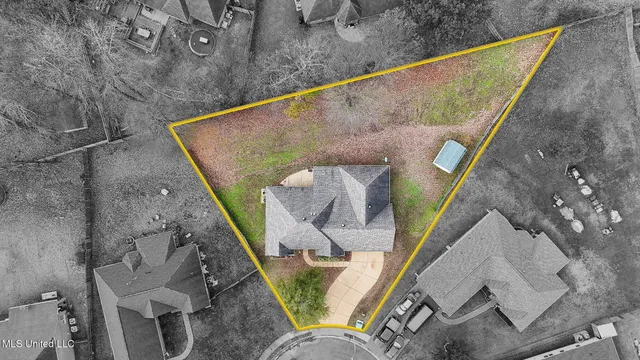 $349,900 | 729 Mossy Oaks Cove, Hernando, MS 38632