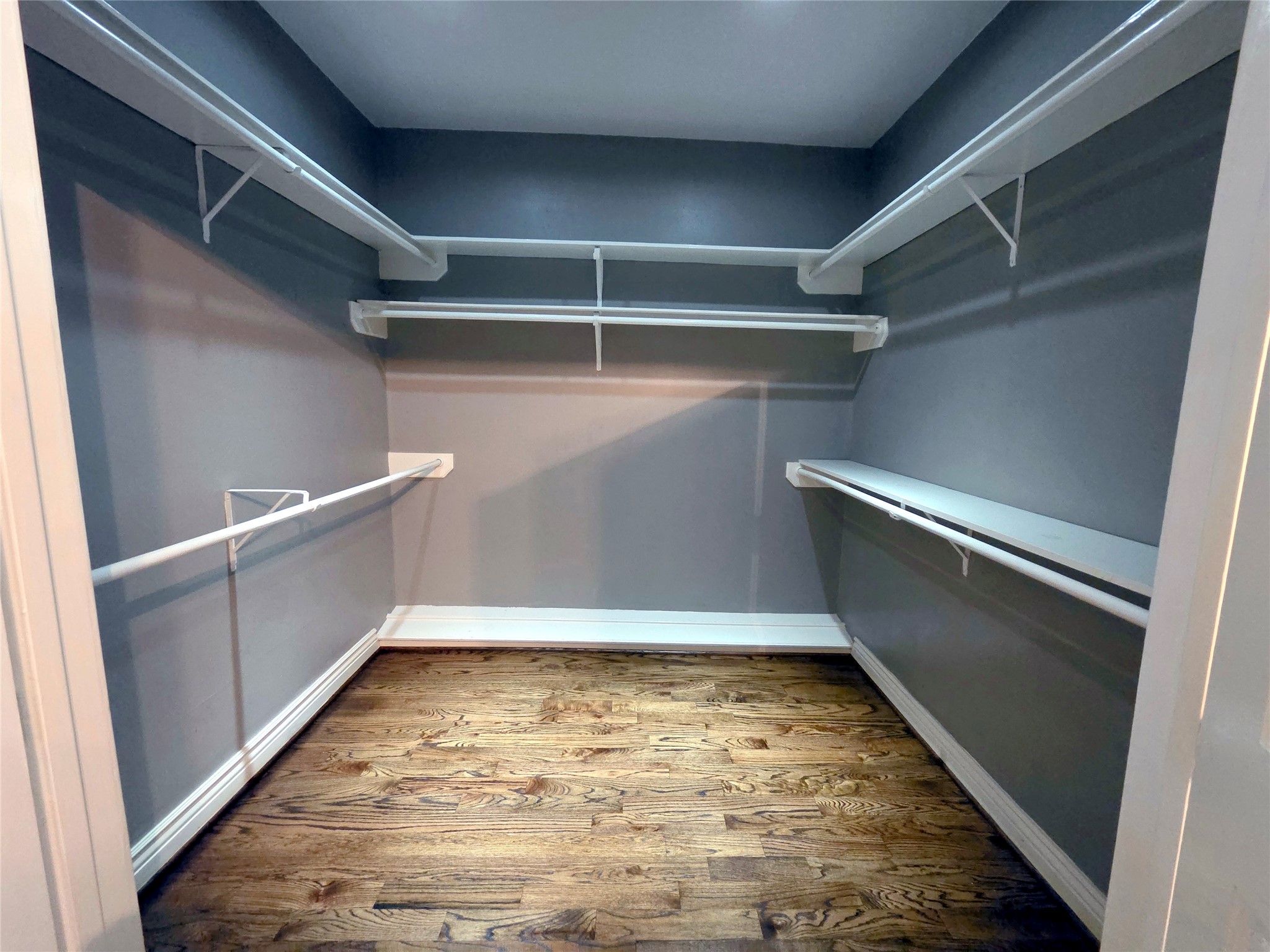 4509 Hazard Street Houston, TX 77098 - Photo 15 of 19 Walk-in closet