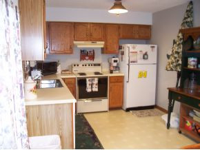 348 River Road, Unit C4 Bluff City, TN 37618 - Photo 6 of 12 Photo 6