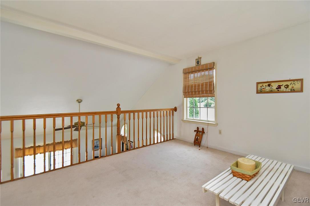 105 Hahn Road Stroudsburg, PA 18360 - Photo 27 of 45 a view of livingroom with furniture