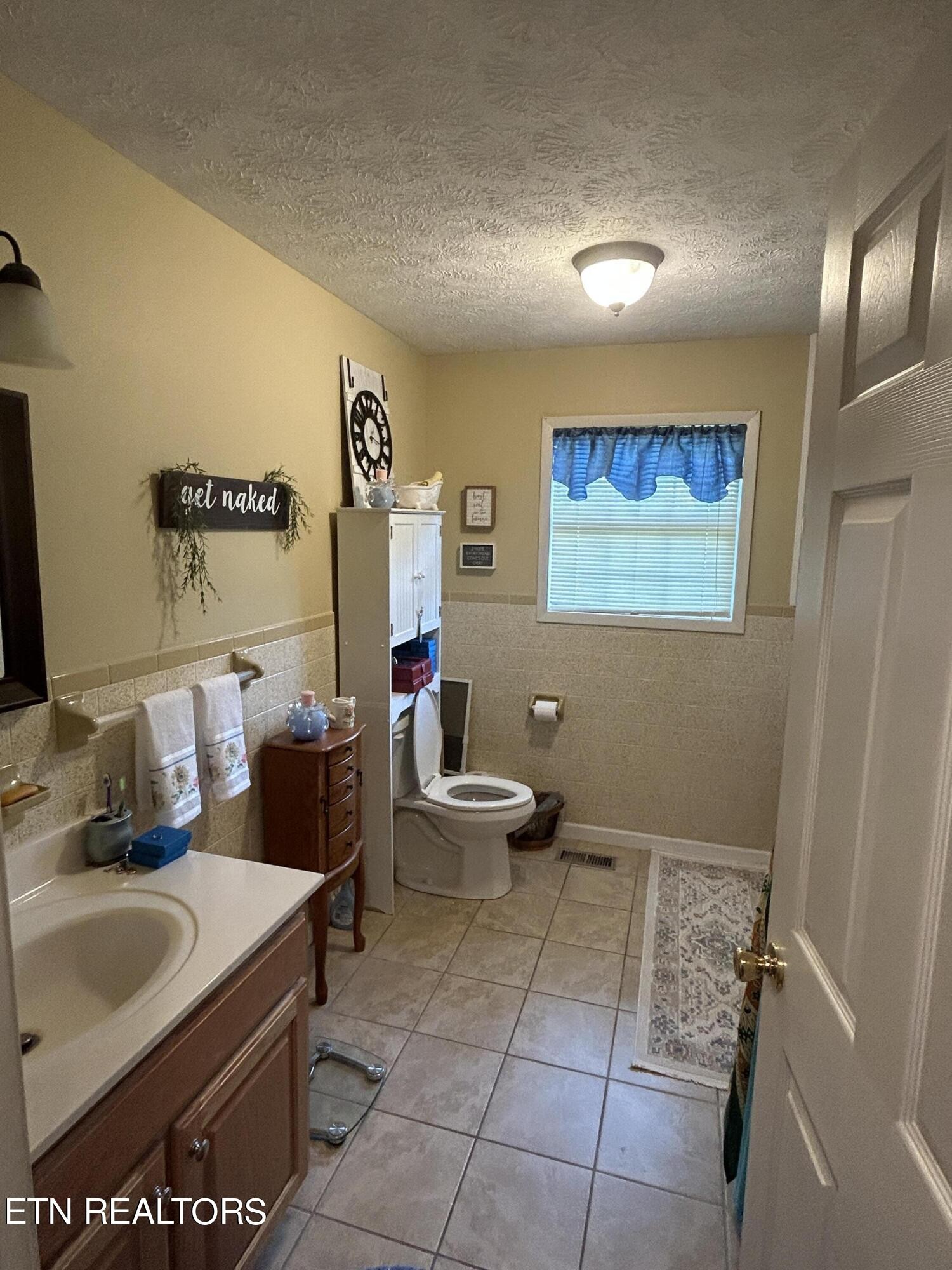 2425 Tinchtown Road Jamestown, TN 38556 - Photo 10 of 16 Gallery Image 10