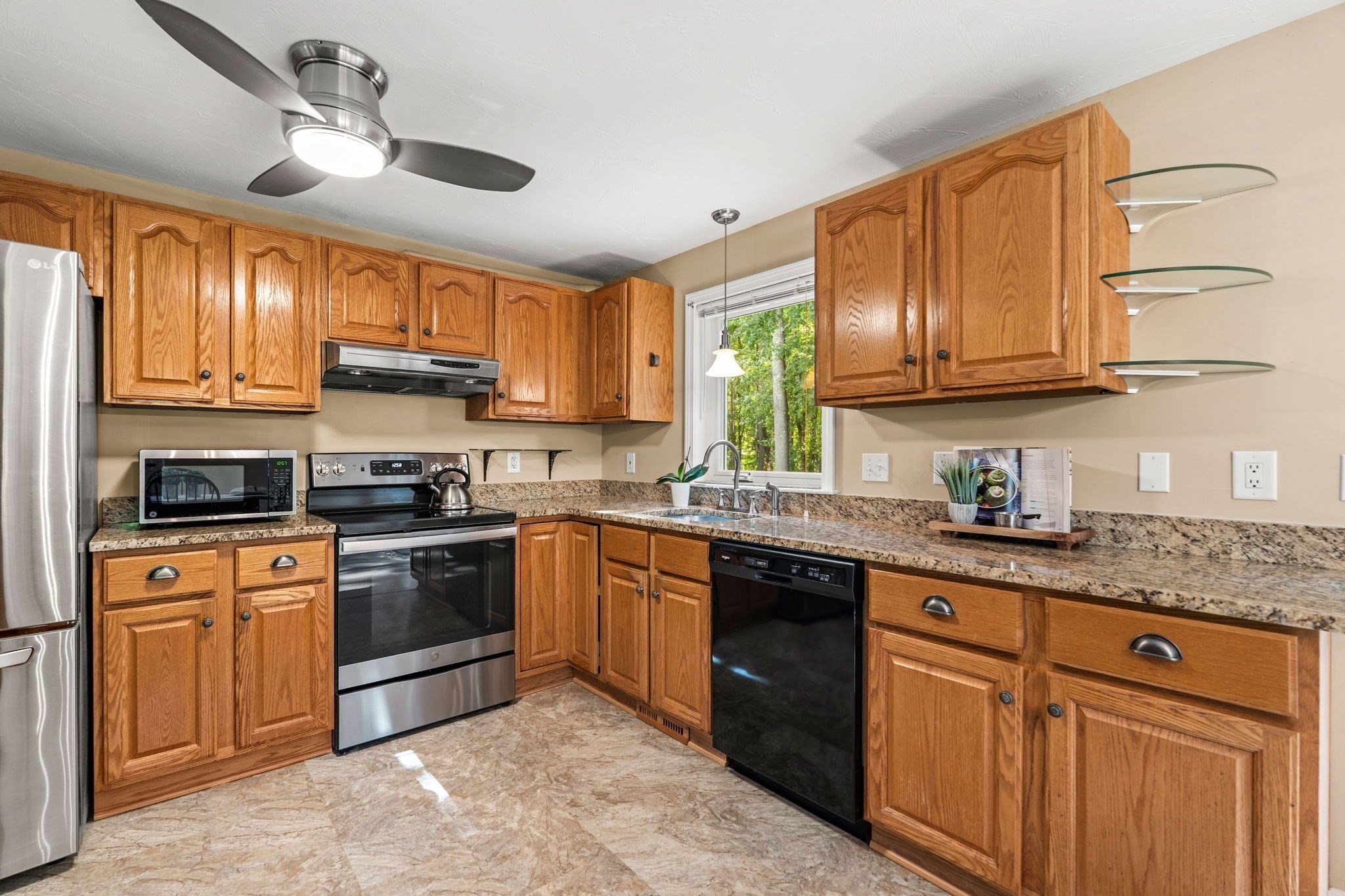 55 Littleton Road, Unit 14C Ayer, MA 01432 - Photo 5 of 33 Gallery Image 5