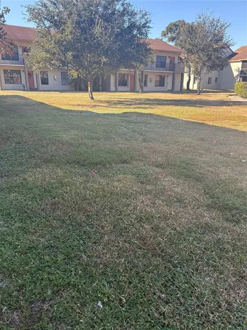 $220,000 | 5492 Courtyard Drive, Unit 5492, Margate, FL 33063