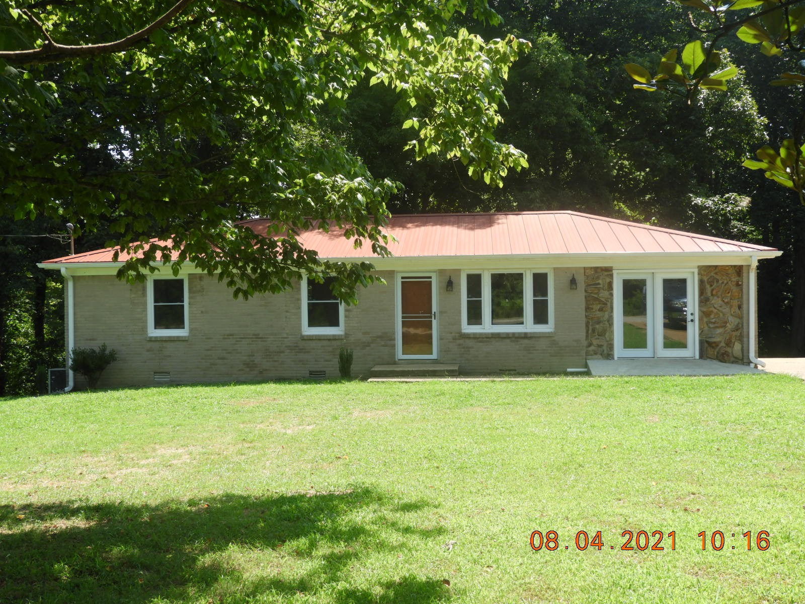 1997 Oak Grove Road Goodspring, TN 38460 - Photo 1 of 19