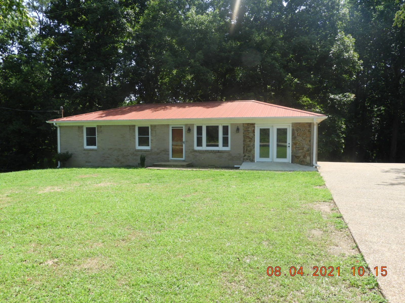 1997 Oak Grove Road Goodspring, TN 38460 - Photo 2 of 19