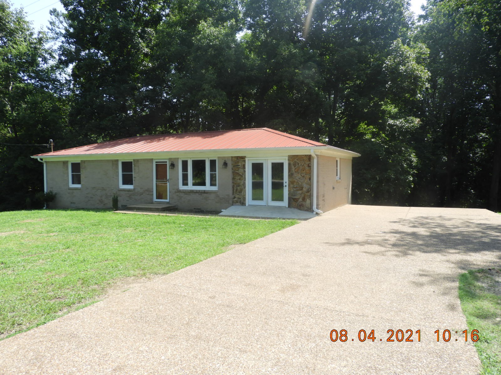 1997 Oak Grove Road Goodspring, TN 38460 - Photo 3 of 19