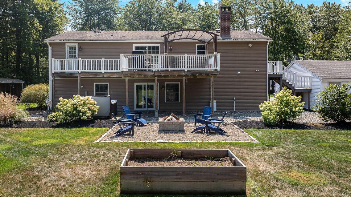 107 Holmes Road Scarborough, ME 04074 - Photo 11 of 33 backyard