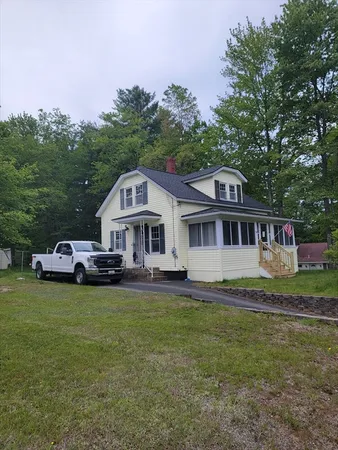 $330,000 | 205 Ryan Street, Gardner, MA 01440