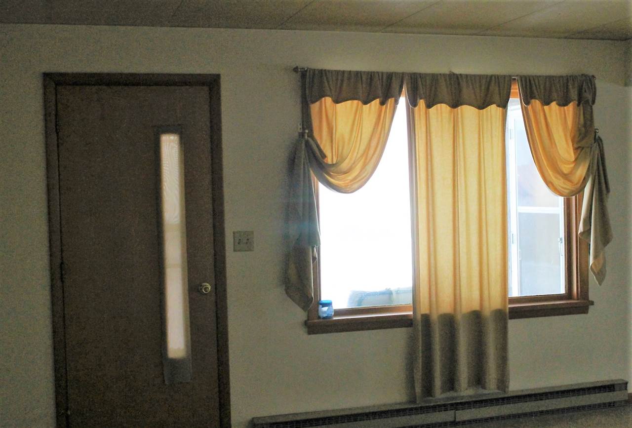 1096 East Johnson Road Ithaca, MI 48847 - Photo 7 of 19 1856095-6.JPG