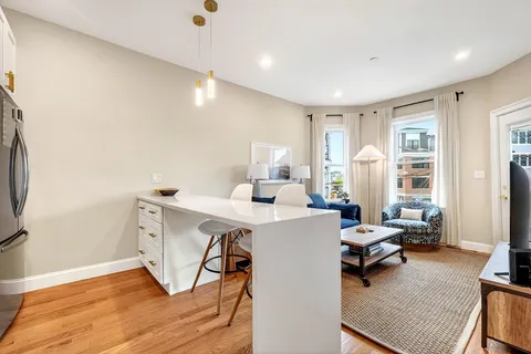 $549,900 | 35 Somerset Avenue, Unit 3, Winthrop, MA 02152