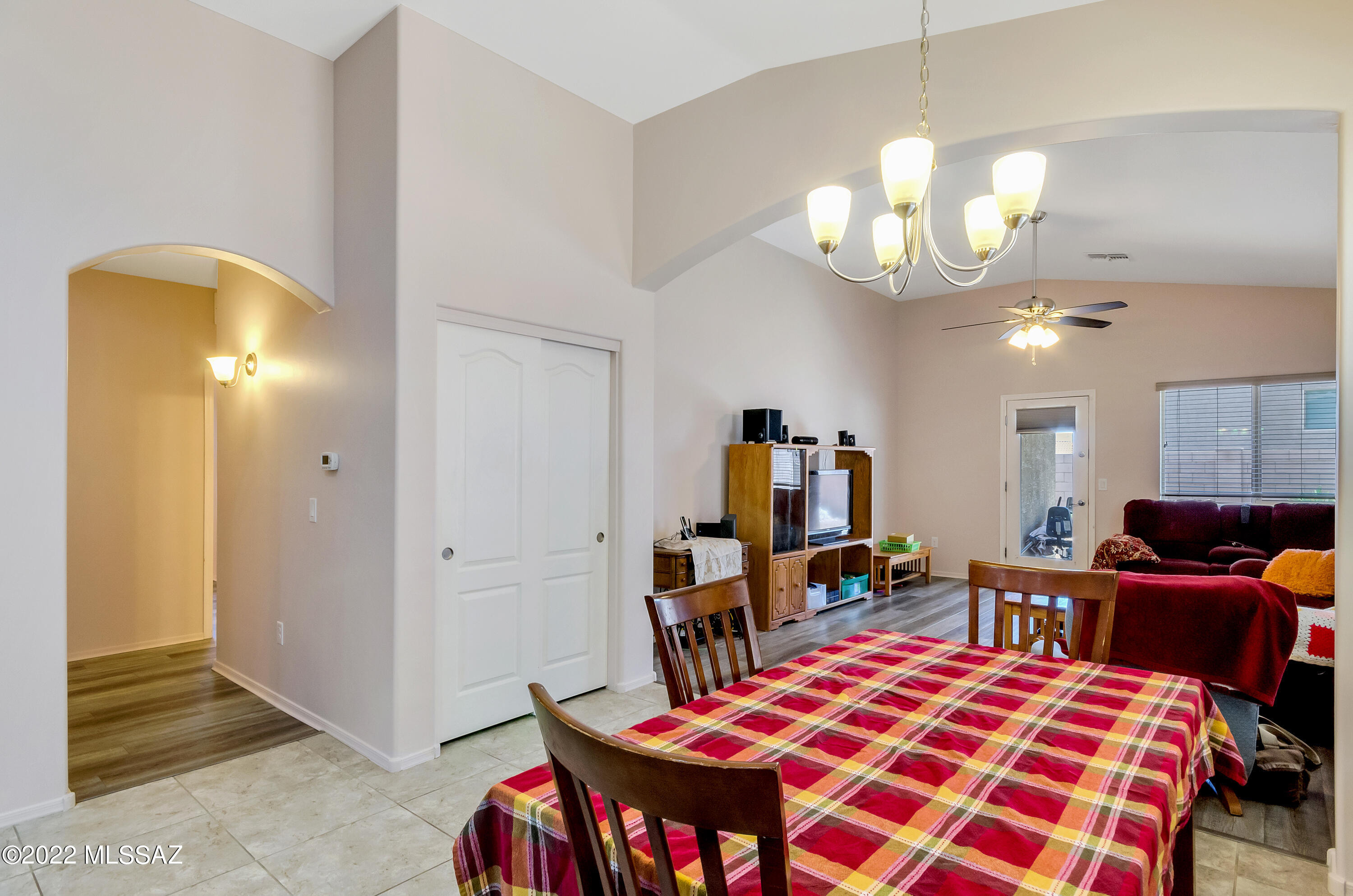 39220 Rodeo Buckle Drive Tucson, AZ 85739 - Photo 8 of 33