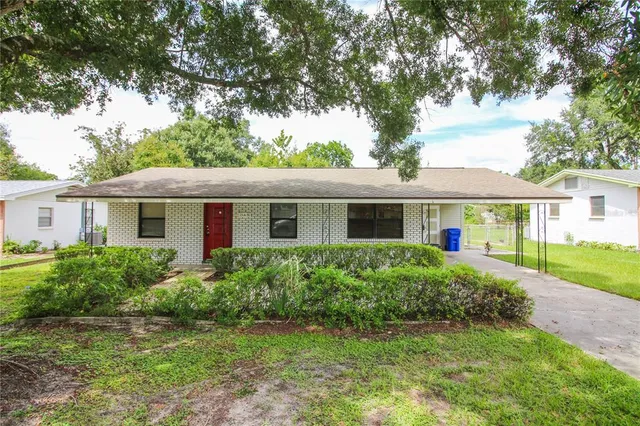 $1,750 | 545 Young Place, Lakeland, FL 33803