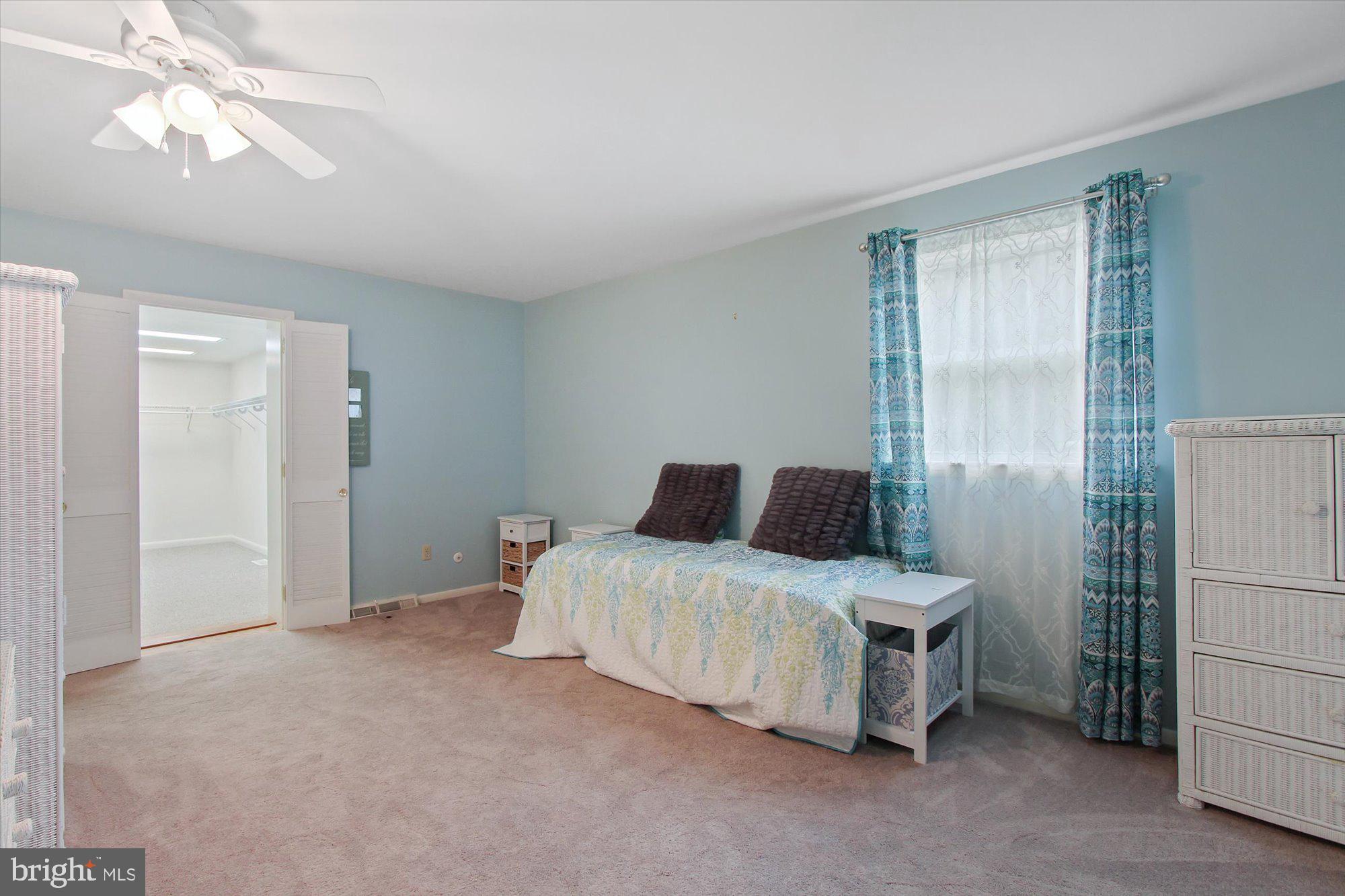 2330 Sutton Road York, PA 17403 - Photo 22 of 32