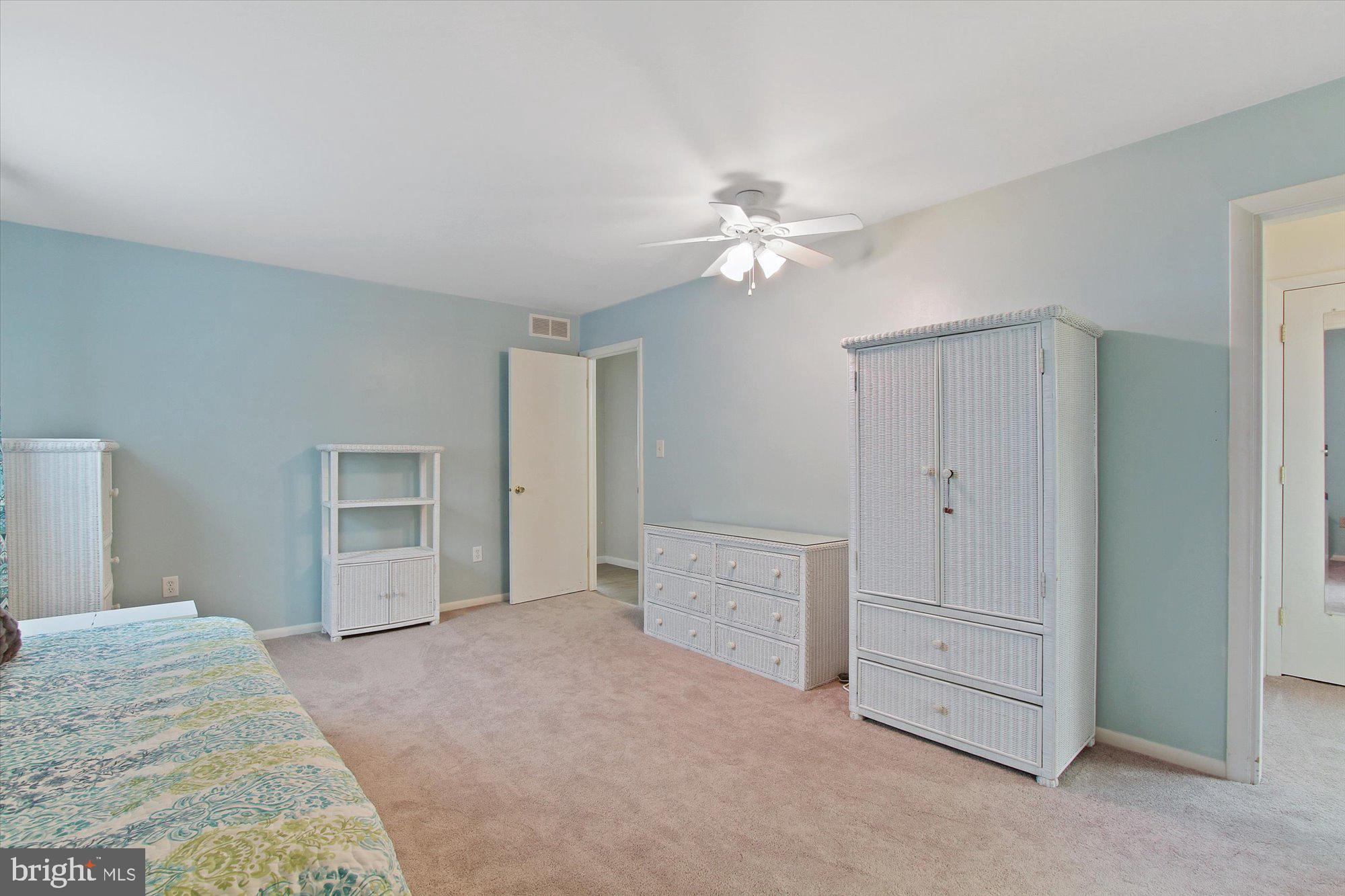 2330 Sutton Road York, PA 17403 - Photo 23 of 32