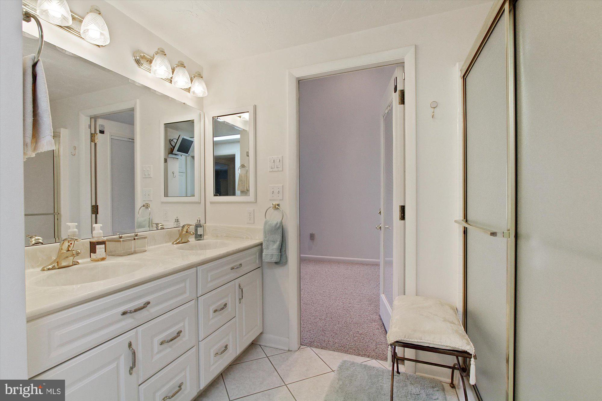 2330 Sutton Road York, PA 17403 - Photo 25 of 32