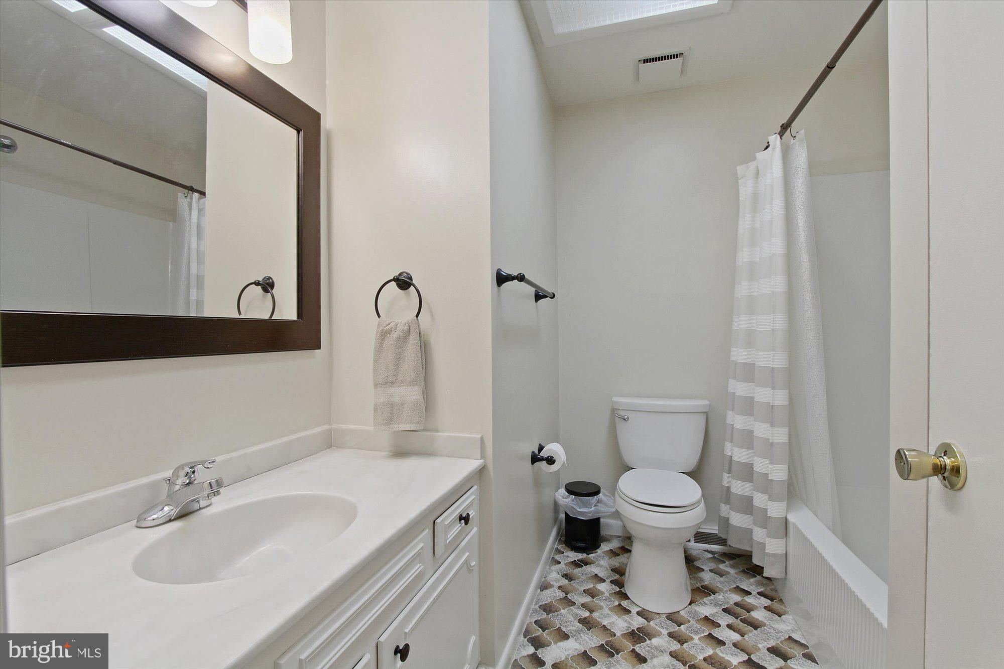 2330 Sutton Road York, PA 17403 - Photo 28 of 32