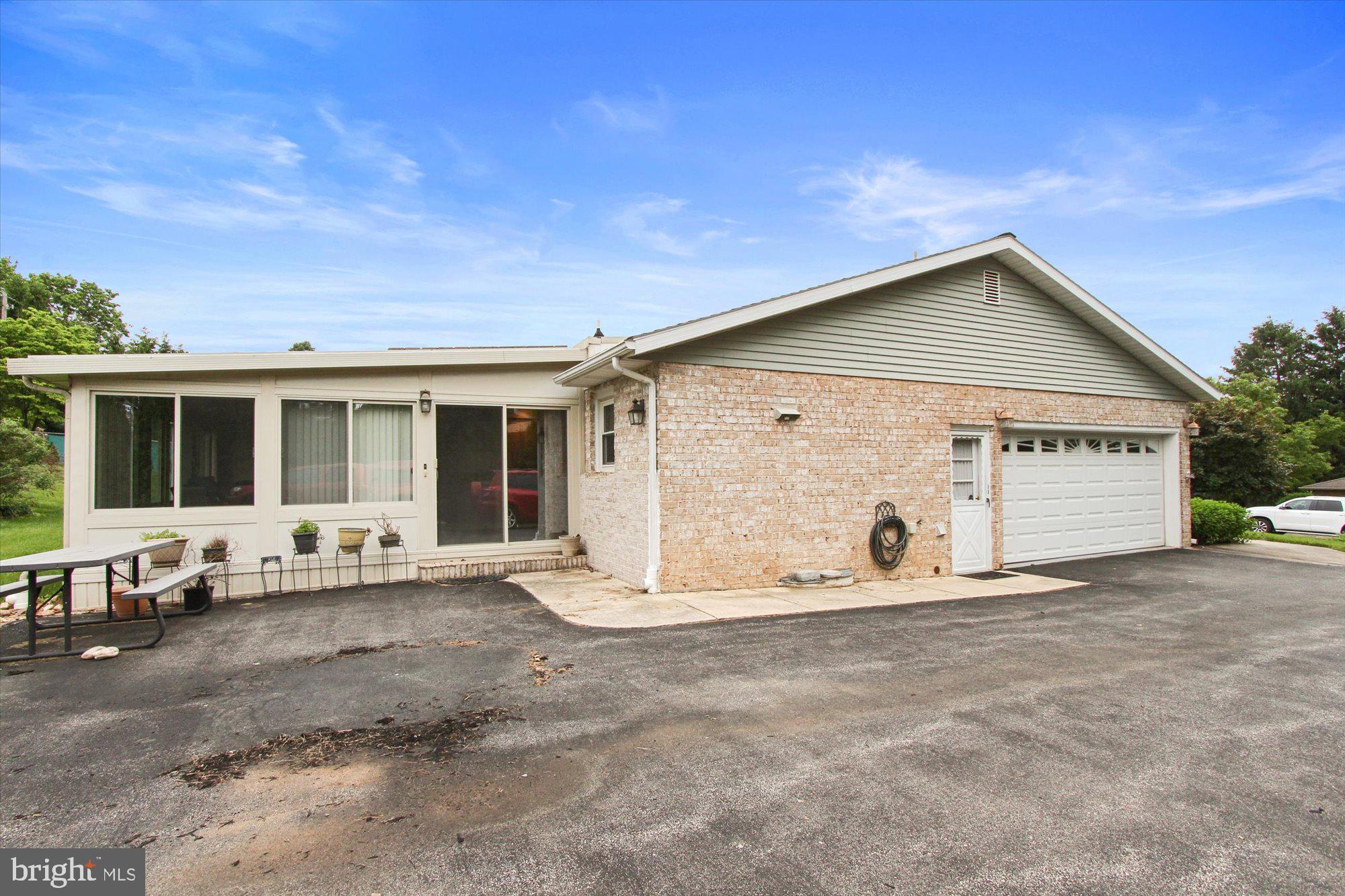 2330 Sutton Road York, PA 17403 - Photo 32 of 32